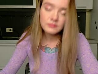 dominicawopsi live webcam thumbnail