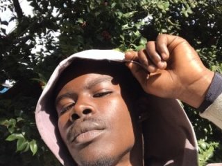 donchico0 live webcam thumbnail