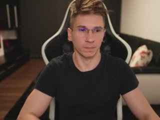 dorianreyes live webcam thumbnail