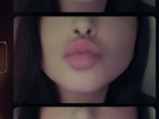doublebubblehottie live webcam thumbnail