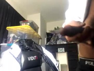 dropthatsme live webcam thumbnail