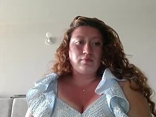 dualseductionpr live webcam thumbnail