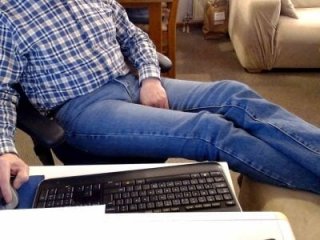 dutchpornking live webcam thumbnail