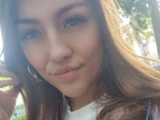 Dyana_Kaylinn live webcam thumbnail