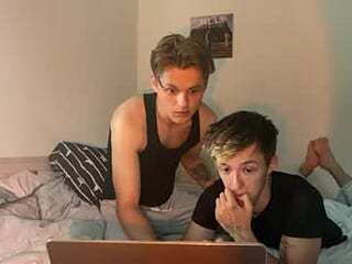 dylanandollie live webcam thumbnail