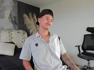 dylanroyce_ live webcam thumbnail