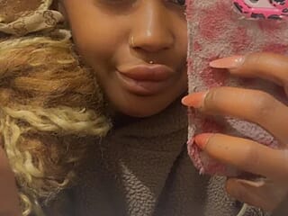 Ebonnyxx live webcam thumbnail