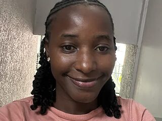 Ebonyqueen111 live webcam thumbnail