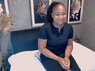 Ebonyskye69 live webcam thumbnail