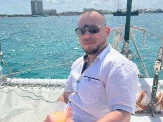 Eduardo280519 live webcam thumbnail
