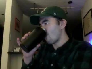 edmundfitz75 live webcam thumbnail