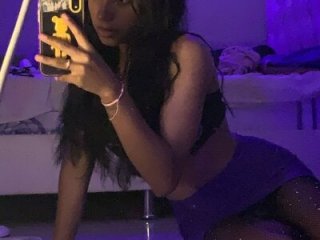 Effie_cooper live webcam thumbnail
