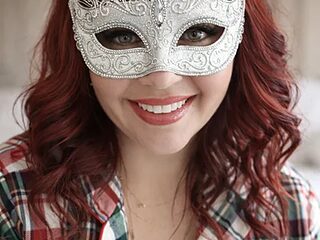 Egyptianmilf2000 live webcam thumbnail