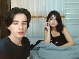 eimy_andres live webcam thumbnail