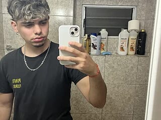 ElMen0r06 live webcam thumbnail