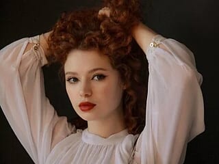 ElenaVanderbilt live webcam thumbnail