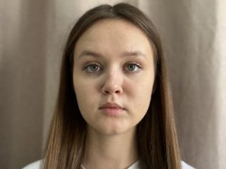 ElenoreReth live webcam thumbnail