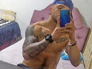 ElevergonP live webcam thumbnail