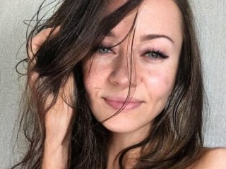 Elfaelle live webcam thumbnail