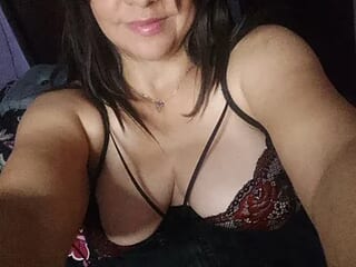 Elisa45 live webcam thumbnail