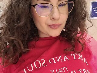 Elissa_Floyd__ live webcam thumbnail
