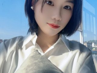 Eliza-E live webcam thumbnail