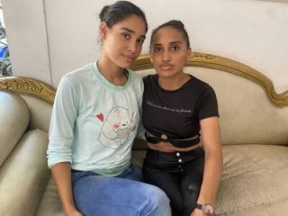 ElizaAndQuisha live webcam thumbnail
