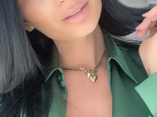 ElizabethAC live webcam thumbnail