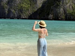 Elizabeth_Hottie_ live webcam thumbnail
