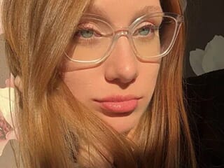 Elizabeth_Hunt live webcam thumbnail
