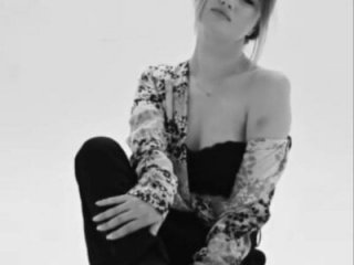 EllenLamb live webcam thumbnail