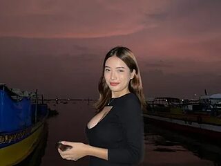 EllieCoconut001 live webcam thumbnail