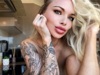 EllieKarrX live webcam thumbnail