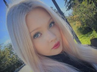 ElsaDivine live webcam thumbnail