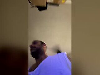 eldinio1 live webcam thumbnail