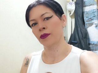 electra-mommy live webcam thumbnail