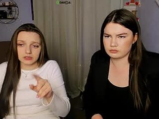 elin_bliss live webcam thumbnail