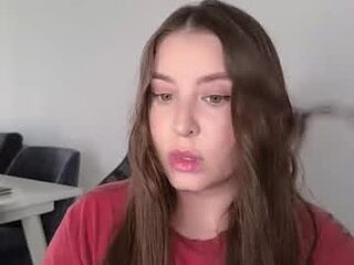 elizabethliones01 live webcam thumbnail