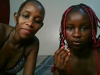 ella3_ live webcam thumbnail