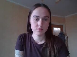 elliza_snow live webcam thumbnail
