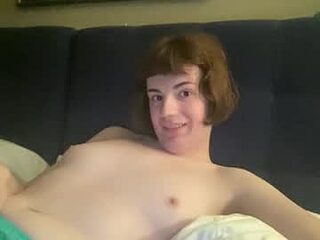 elly_luxe live webcam thumbnail