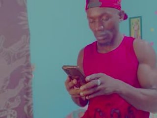 elmiltonnjakee live webcam thumbnail