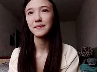 elouisevallian live webcam thumbnail