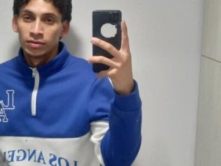 Emer_santos live webcam thumbnail