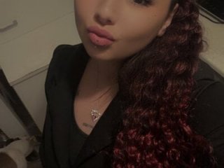 Emilie_1 live webcam thumbnail