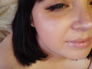 EmilyJuisy live webcam thumbnail