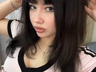 EmilyMercurial live webcam thumbnail