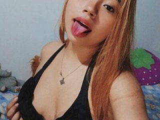 Emily__Hott live webcam thumbnail