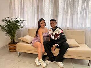 Emily_anf_brian live webcam thumbnail