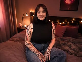 Emily_swain live webcam thumbnail